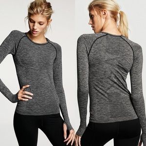Victoria’s Secret sport VSX Long Sleeve Athletic